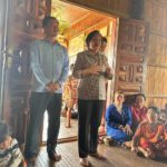 អតីតសកម្មជន និងសមាជិកបក្សដទៃ១៤៦នាក់ ក្នុងស្រុកព្រែកប្រសព្វ និងស្រុកឆ្លូង បានស្ម័គ្រចិត្តមកចូលរួម ជាមួយគណបក្សប្រជាជនកម្ពុជាក្រោយជួបផ្ទាល់ជាមួយលោកស្រី ប្រាក់ ចន្ថា