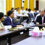 ឯកឧត្តមឧបនាយករដ្ឋមន្រ្តី ហ៊ុន ម៉ានី រដ្ឋមន្ត្រីក្រសួងមុខងារសាធារណៈ និងជាប្រធានគណៈកម្មការរៀបចំការប្រឡងប្រជែង បានអញ្ជើញដើម្បីពិនិត្យដំណើរការផ្ទៀងផ្ទាត់ការបូកសរុបពិន្ទុ ឆ្ពោះទៅការផ្សព្វផ្សាយលទ្ធផលការប្រឡងប្រជែងជ្រើសរើសគ្រូបង្រៀននៅអនុវិទ្យាល័យ ដំណាក់កាលទី២