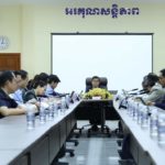 រយៈពេលមួយសប្តាហ៍ពេញ ក្រសួងមុខងារសាធារណៈ បានជួបប្រជុំពិភាក្សាពិគ្រោះយោបល់ជាមួយបណ្តាក្រសួង ស្ថាប័ន ដោយឡែកៗ ចំនួន៨ លើការងារពិនិត្យឡើងវិញ ការវិភាគមុខងារ និងរចនាសម្ព័ន្ធក្រសួង ស្ថាប័ន