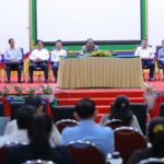 ការប្រឡងប្រជែងជ្រើសរើសគ្រូបង្រៀននៅបឋមសិក្សា(វិញ្ញាសាសរសេរលើកទី១) វគ្គទី២ នឹងចាប់ផ្តើមនៅថ្ងៃស្អែកនេះហើយ។ ការប្រឡងប្រជែងវគ្គទី២ នេះ ប្រព្រឹត្តទៅរយៈពេល ២ថ្ងៃ គឺនៅថ្ងៃទី២០-២១ ខែកក្កដា ឆ្នាំ២០២៤ នៅសាលាភូមិន្ទរដ្ឋបាល និងសាកលវិទ្យាល័យភូមិន្ទនីតិសាស្ត្រ និងវិទ្យាសាស្ត្រសេដ្ឋកិច្ច