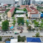 អាណាព្យាបាល និងក្រុមគ្រួសាររបស់បេក្ខជន អាចអញ្ជើញអង្គុយរង់ចាំនៅទីតាំងដែល គណៈកម្មការរៀបចំការប្រឡងប្រជែង បានរៀបចំជូន ដោយមានភេសជ្ជៈ ទឹកពិសា និងនំ ផងដែរ