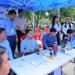 តាមការគ្រោងទុក បេក្ខជនចំនួន ៥,៦៩៤នាក់ (ស្រី ៣,៣៧៤នាក់) ត្រូវចូលរួមការប្រឡងប្រជែងជ្រើសរើសមន្ត្រីនៃអគ្គនាយកដ្ឋានពន្ធដារ ឱ្យចូលបម្រើការងារក្នុងក្របខណ្ឌក្រសួងសេដ្ឋកិច្ចនិងហិរញ្ញវត្ថុ (វិញ្ញាសាសរសេរលើកទី១) នៅមណ្ឌលប្រឡងសាកលវិទ្យាល័យភូមិន្ទភ្នំពេញ ដែលនឹងចាប់ផ្តើមនៅវេលាម៉ោង ១២:៣០នាទីរសៀលនេះ
