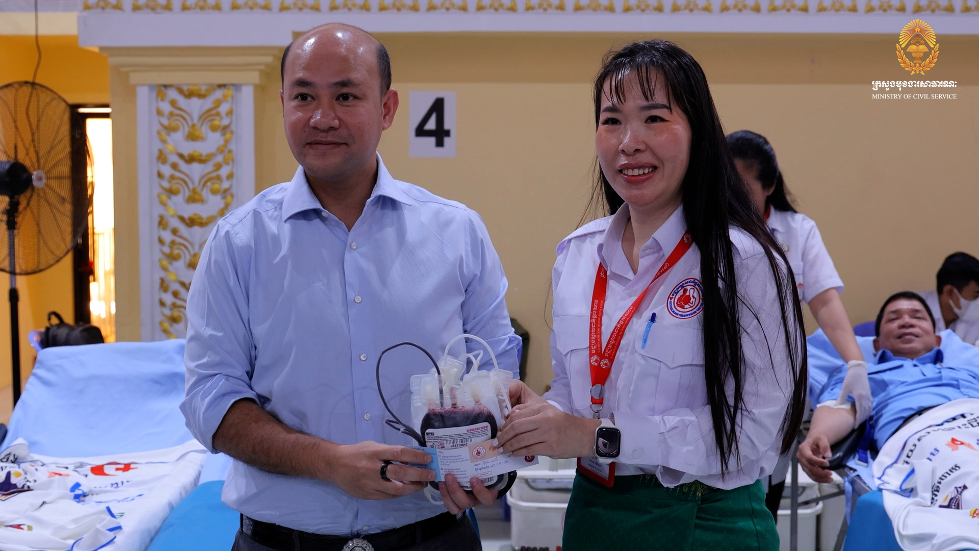 សូមអញ្ជើញទស្សនានិងស្តាប់ការលើកឡើងអំពីសារៈសំខាន់នៃបរិច្ចាគឈាមដើម្បីជួយសង្គ្រោះជីវិតមនុស្ស