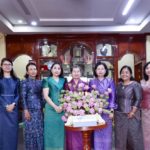 សម្តេចកិត្តិសង្គហបណ្ឌិត ម៉ែន សំអន អនុញ្ញាតឱ្យសមាគមនារីកម្ពុជាដើម្បីសន្តិភាព និងអភិវឌ្ឍន៍សាខាក្រសួងមុខងារសាធារណៈ ចូលជួបសម្តែងការគួរសម ក្នុងឱកាសអបអរសាទរខួបអនុស្សាវរីយ៍លើកទី១១៤ ទិវាអន្តរជាតិនារី ៨មីនា ឆ្នាំ២០២៥